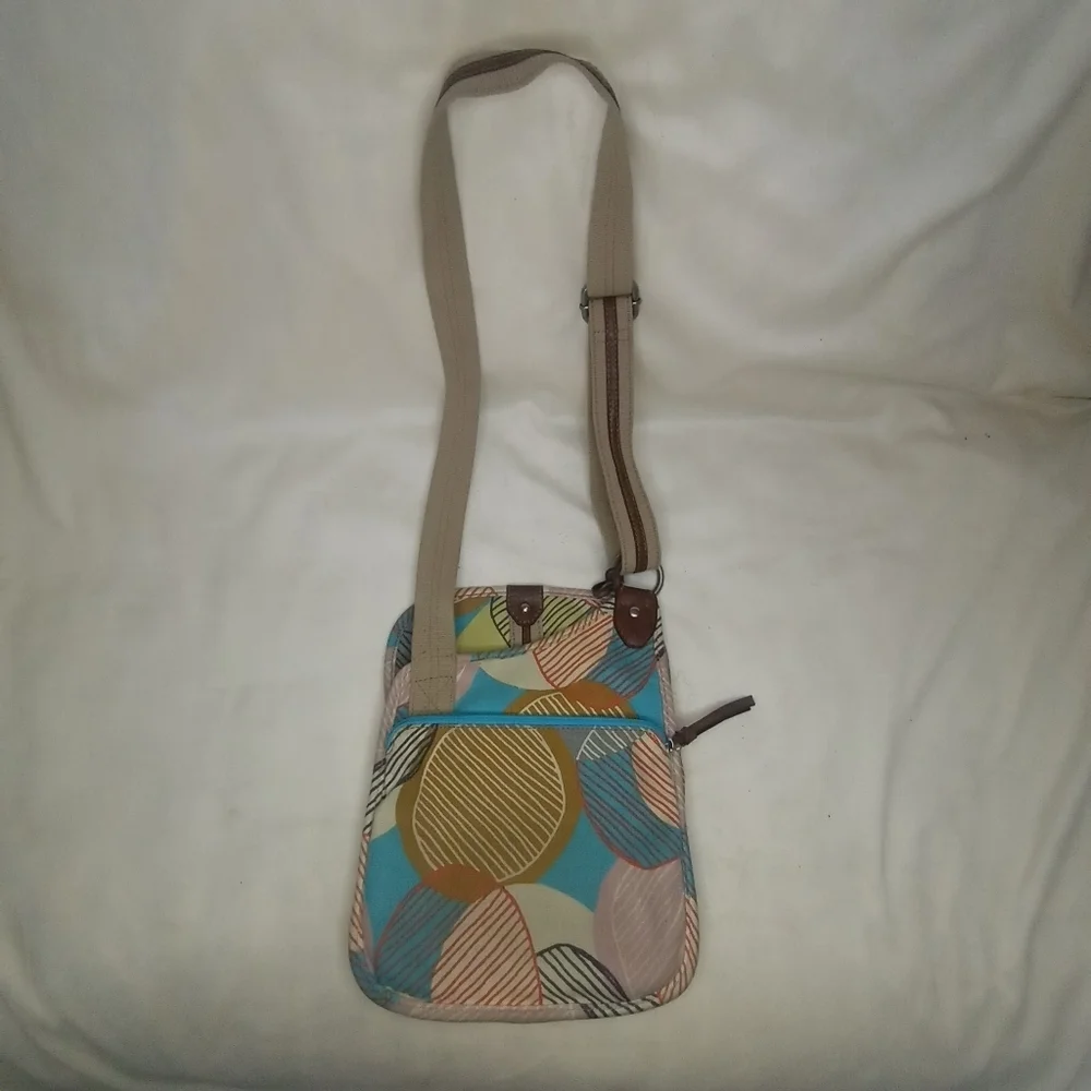 Fossil Y2K Geometric Striped Shaped Multi Pocketed Adjustable Crossbody Boho Bag
